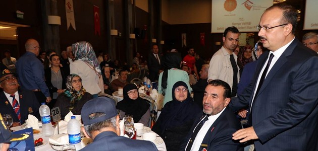 Konya'da şehit aileleri ve gazilere iftar verildi