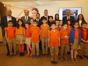 Vodafone'dan Konyalı çocuklara kodlama eğitimi