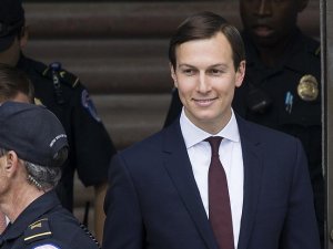 Trump'ın damadı Kushner'e daimi gizlilik erişimi yetkisi