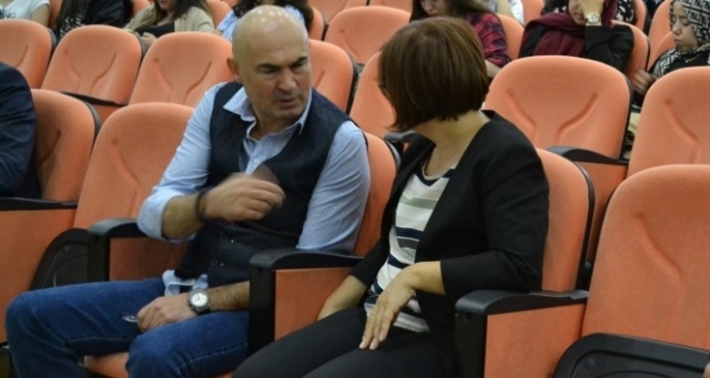 Üniversitelilerden kedi evleri projesine yoğun ilgi