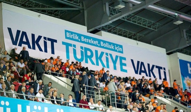 AK Parti'nin "Seçim Beyannamesi" açıklanıyor!  CANLI YAYIN