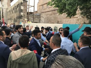 İYİ Parti Konya mitinginde arbede