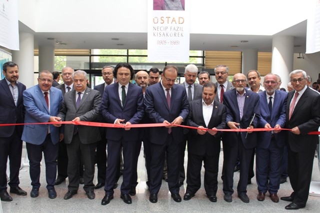 Necip Fazıl Kısakürek anıldı