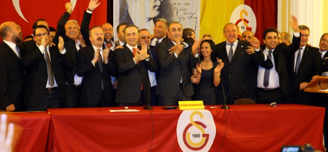 Galatasaray Kulübünün kongresinde Cengiz yeniden başkan