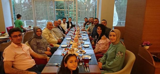 Profesyonel Turist Rehberleri iftar yemeğinde buluştu.