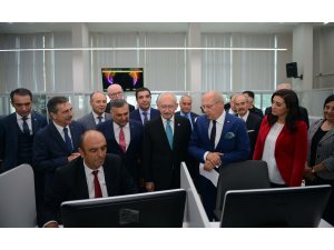 "Farklı bir politikayı Türkiye'nin gündemine getiriyorlar"