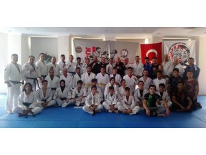 Ayvalık, "Ju Jitsu" eğitim ve sınavlarına ev sahipliği yaptı