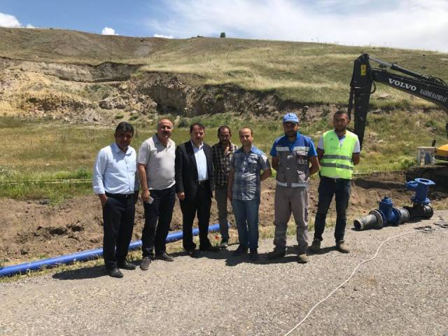 Ahırlı'da içme suyu isale hatları yenileniyor