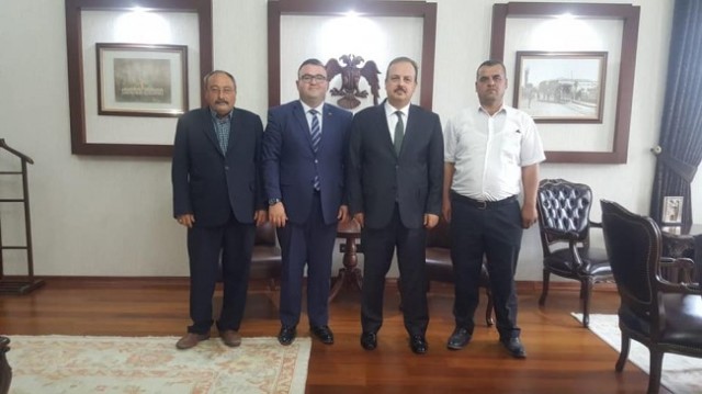 Yunak'lı Muhtarlardan Vali Canbolat'a ziyaret