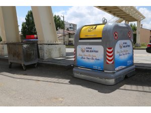 Sivas'ta çöp konteynerleri yenileniyor