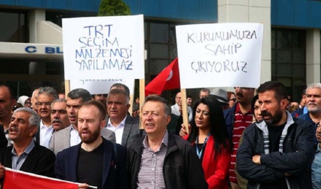 TRT çalışanlarından protesto eylemi!