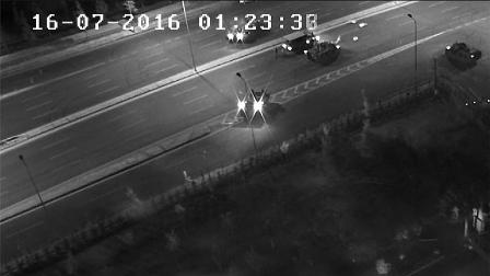 Yaylım ateşini hiçe sayıp şehadete yürüdüler