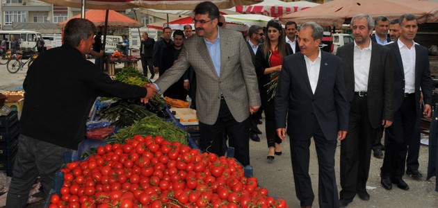 Orhan Erdem Akşehir'de vatandaşlarla buluştu