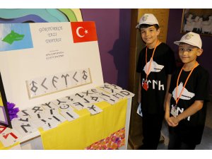 Ortaokul öğrencileri "Göktürkçe tahta" geliştirdi