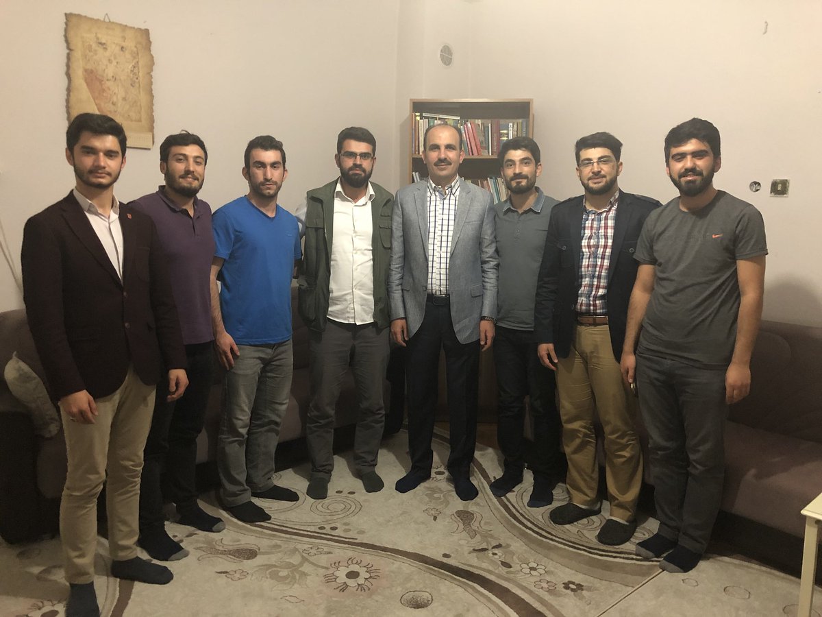 Uğur İbrahim Altay öğrenci evine konuk oldu
