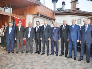 KONESOB üyeleri iftarda bir araya geldi