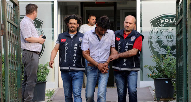 Eşini kabloyla boğduğu iddiası