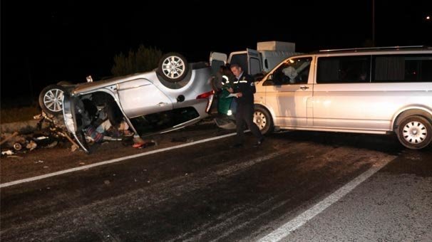 Nevşehir'de otomobille minibüs çarpıştı: 1 ölü, 9 yaralı