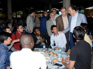 Başkan Altay: Mahalle iftarlarında birlik ve beraberliğimizi pekiştiriyoruz