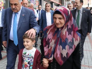 "Komutandan özür dilemesi gerekir"