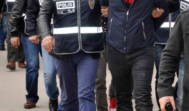 LGS sorularını sızdıran 3 öğretmen yakalandı!