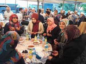 Konya Yörük ve Türkmenleri Derneği'nden iftar