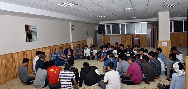 Başkan Altay uluslararası öğrencilerle sahur yaptı