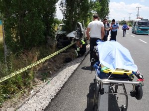 Konya'da kamyonet motosiklete çarptı: 1 ölü, 4 yaralı