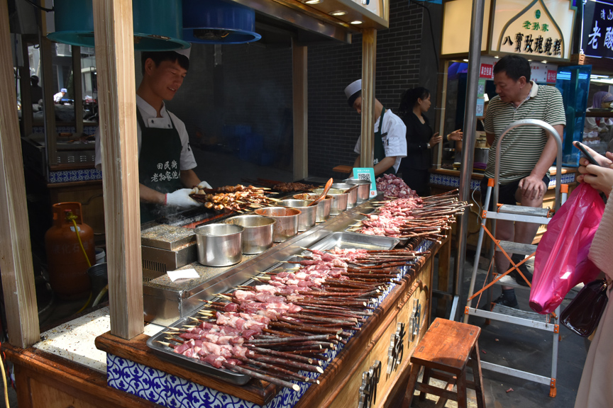 Çin'de ramazan lezzetlerinin adresi 'Müslüman caddesi'