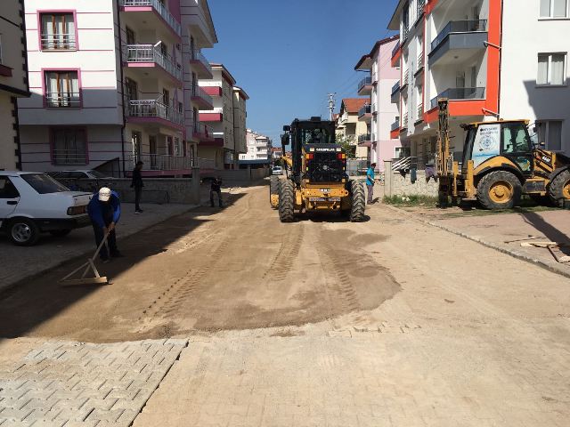 Beyşehir'de parke taşı döşeme çalışmaları