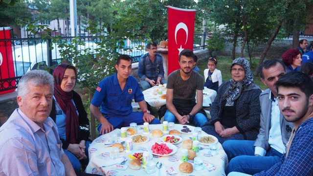 Bozkır'da şehit aileleri ve gaziler iftarda buluştu