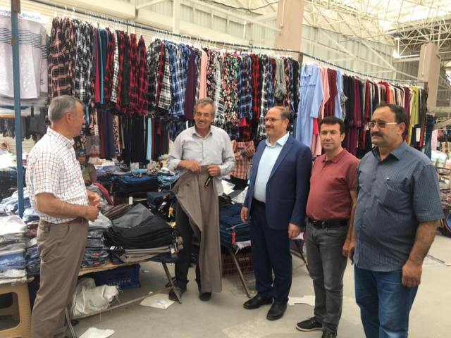 Başkan Yaka, sergi pazarı esnafını ziyaret etti