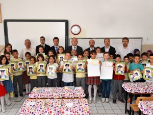 Başkan Pekyatırmacı, öğrencilerin karne sevincine ortak oldu