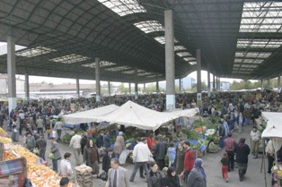 Muhacir Pazarı yarım gün açılacak