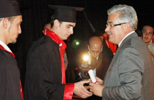 Diplomalarını Rektör Okudan’dan Aldılar