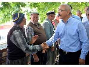 "Apoletleri millet söker sen sökemezsin"