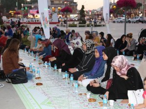 Konyalı Gençler mazlum milletleri unutmadı