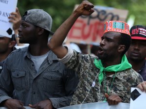 Brüksel'de sığınmacılara destek gösterisi