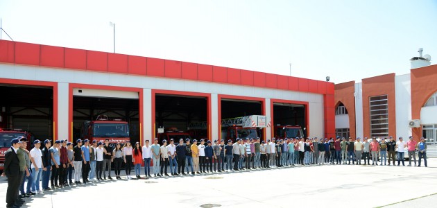 Geleceğin itfaiyecileri mezuniyet sevinci yaşadı