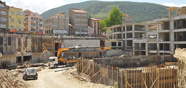 Akkaya'dan Dudu Kadın Çarşısı inşaatında inceleme