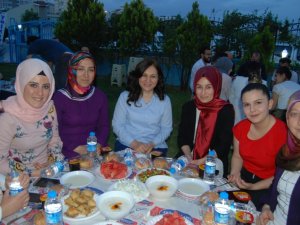 Yalçın Eğitim Kurumları öğretmenlerini İftarda buluşturdu