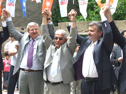 Engili belediye başkanı görevi devraldı