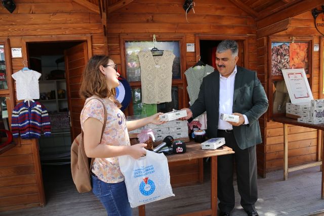 Siyah Havuç Lokum ve Şekerlemeleri Bayramın Gözdesi