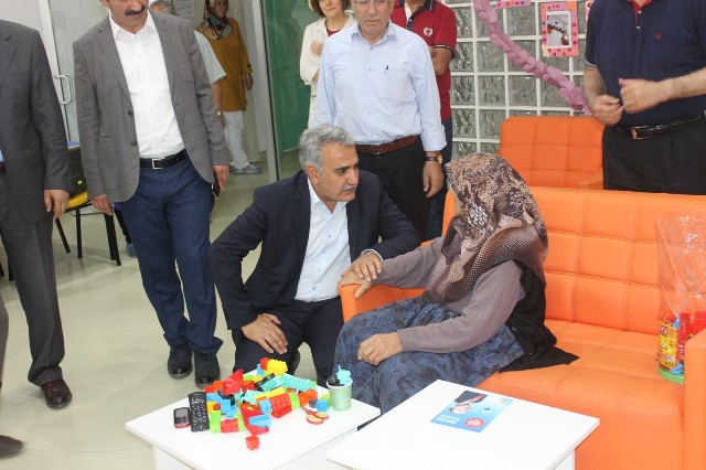 Ağralı: Bizim memleket ile ilgili bir projemiz, gelecek ile ilgili bir derdimiz var