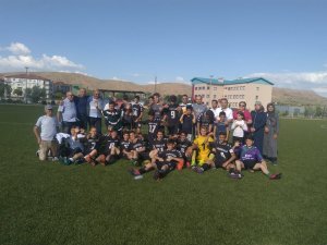 Kara Kartallar U 15 şampiyonluk için sahaya çıkacak