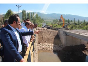 İl Özel İdare Sekreteri Kaya köylerde incelemelerde bulundu