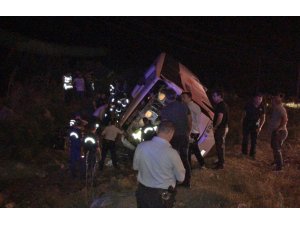 Aydın'da yolcu otobüsü devrildi