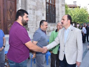Başkan Altay Bedesten esnafı ile buluştu