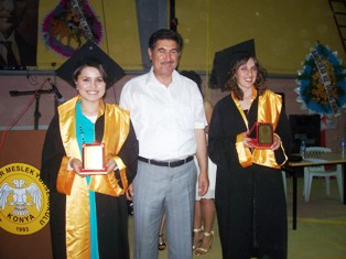 KMYO'nda mezuniyet sevinci