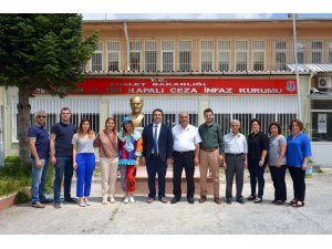 "Küçük Adamlar Mutlu Oyunlar" projesi